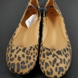 NWT TIME AND TRU LEOPARD CHEETAH FLATS SIZE 9.5